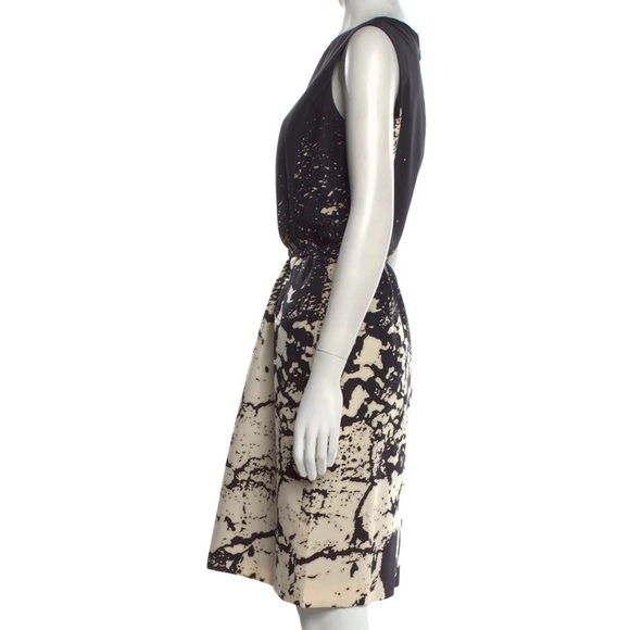 Oscar de la Renta black & cream belted silk sheath dress - size Large (L) - Picture 3 of 4